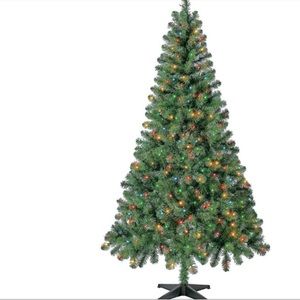 NEW pre lit 300 Multicolor artificial tree
6.5
